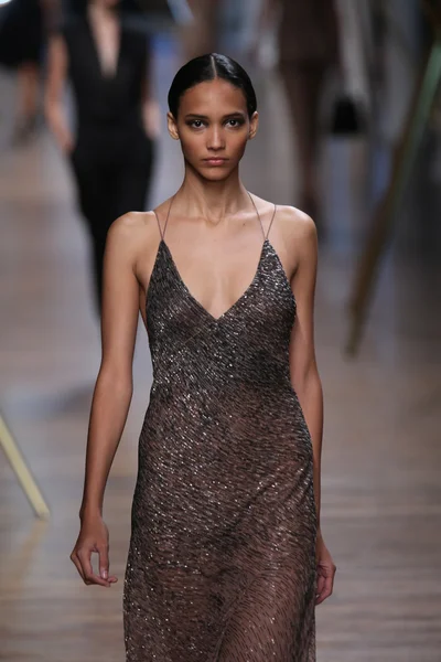 Jason wu Show'da pist model yürür — Stok fotoğraf