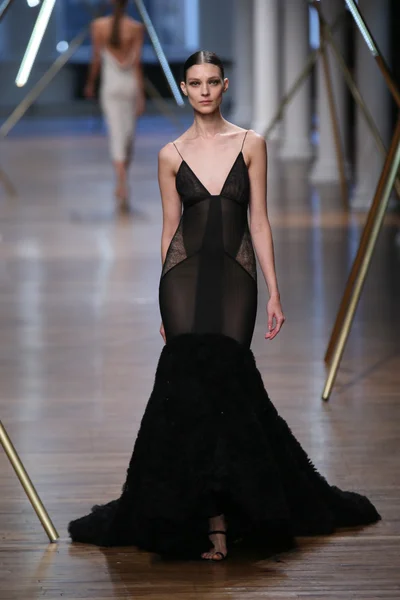 Jason wu Show'da pist model yürür — Stok fotoğraf