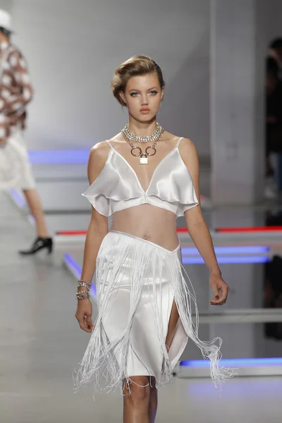 Lindsey wixson rodarte Show'da model — Stok fotoğraf