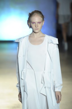 model mm6 maison martin margiela, show
