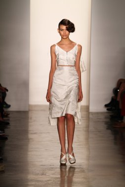 alexandre herchcovitch Show'da model yürür