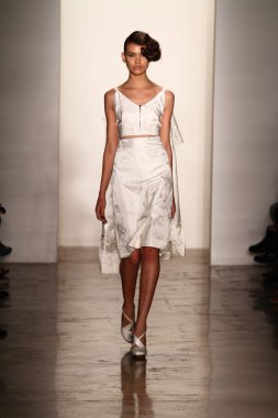 alexandre herchcovitch Show'da model yürür