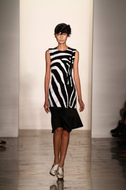 alexandre herchcovitch Show'da model yürür