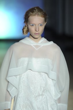 model mm6 maison martin margiela, show