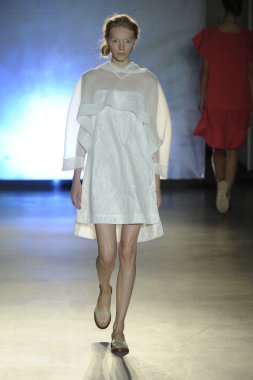 model mm6 maison martin margiela, show