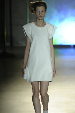 model mm6 maison martin margiela, show