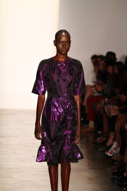 alexandre herchcovitch Show'da model yürür