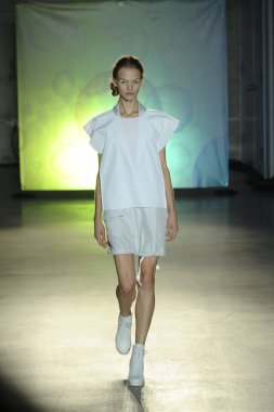 model mm6 maison martin margiela, show