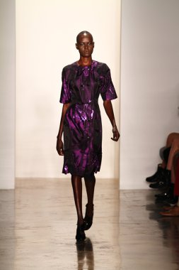 alexandre herchcovitch Show'da model yürür