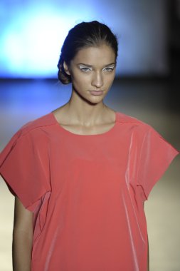 model mm6 maison martin margiela, show