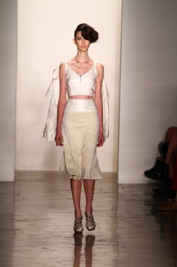 alexandre herchcovitch Show'da model yürür