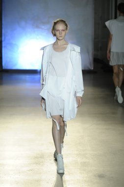model mm6 maison martin margiela, show