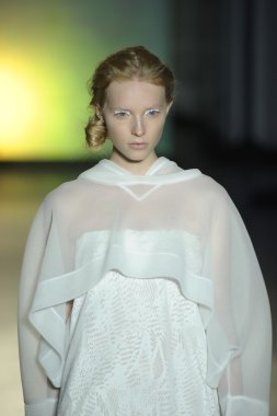 model mm6 maison martin margiela, show