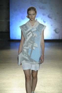 model mm6 maison martin margiela, show