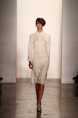 alexandre herchcovitch Show'da model yürür