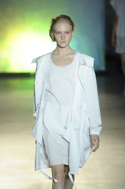 model mm6 maison martin margiela, show