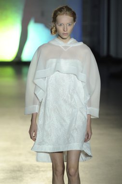 model mm6 maison martin margiela, show