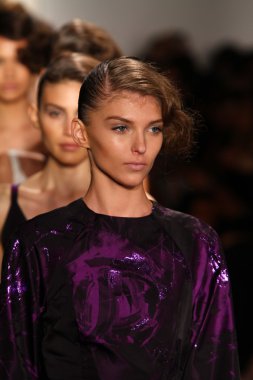 alexandre herchcovitch Show'da modelleri yürümek