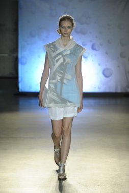 model mm6 maison martin margiela, show