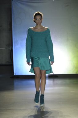 model mm6 maison martin margiela, show