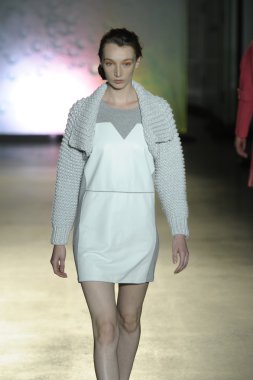 model mm6 maison martin margiela, show