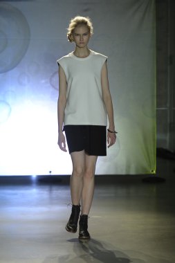 model mm6 maison martin margiela, show