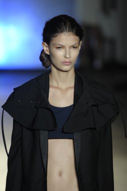 model mm6 maison martin margiela, show