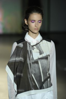 model mm6 maison martin margiela, show