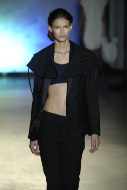 model mm6 maison martin margiela, show