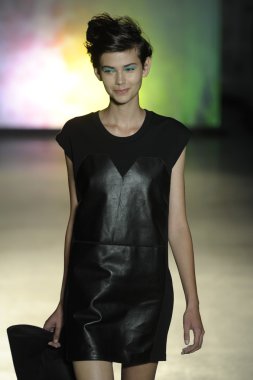 model mm6 maison martin margiela, show