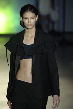 model mm6 maison martin margiela, show