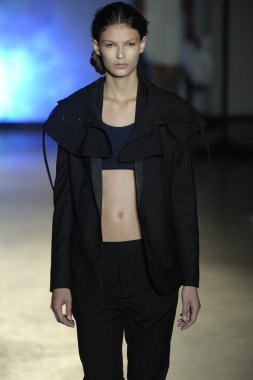 model mm6 maison martin margiela, show