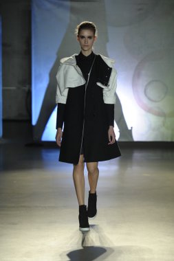 model mm6 maison martin margiela, show