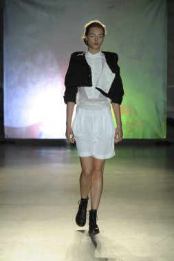 model mm6 maison martin margiela, show