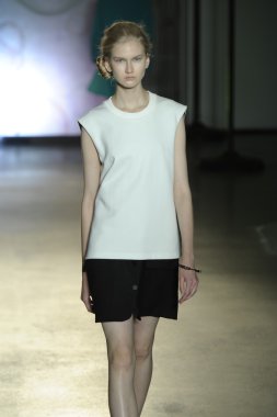 model mm6 maison martin margiela, show