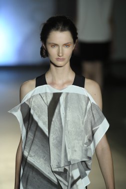 model mm6 maison martin margiela, show