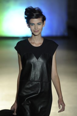 model mm6 maison martin margiela, show