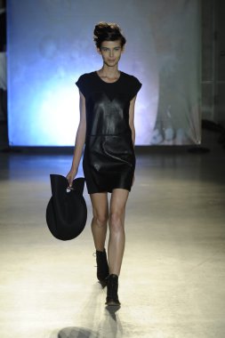 model mm6 maison martin margiela, show