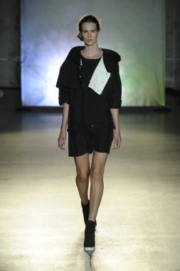 model mm6 maison martin margiela, show