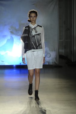 model mm6 maison martin margiela, show