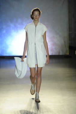 model mm6 maison martin margiela, show