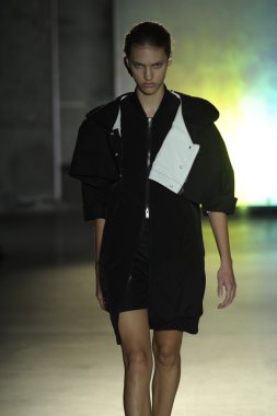 model mm6 maison martin margiela, show