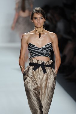 zimmermann defile, model