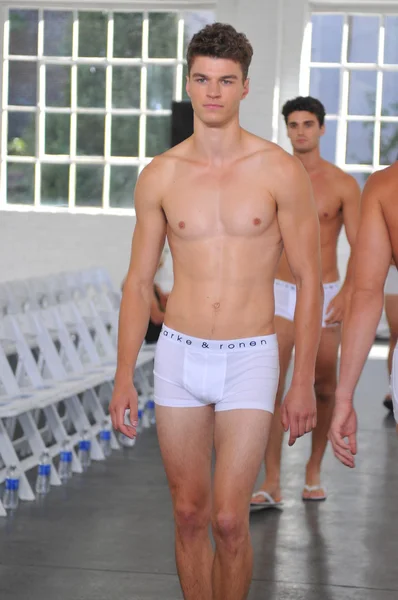 Male models during rehearsal before Parke & Ronen show — Stock Photo, Image