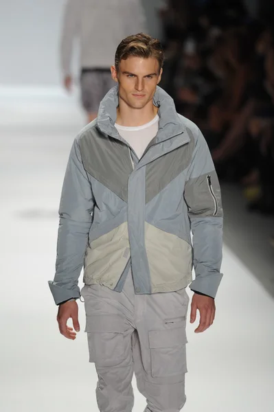 Model at Nautica Men's fashion show — Stock Photo, Image