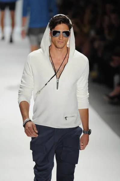 Model at Nautica Men's fashion show — Stock Photo, Image