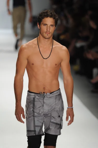 Model at Nautica Men's fashion show — Stock Photo, Image