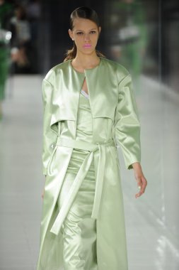 Karlie kloss prabal gurung moda, show