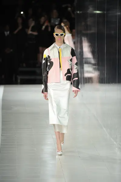 Prabal gurung defile, model — Stok fotoğraf