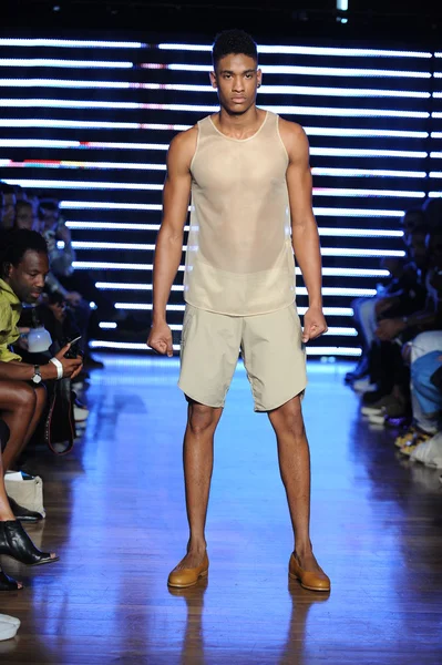 Modell telfar fashion show — Stock Fotó